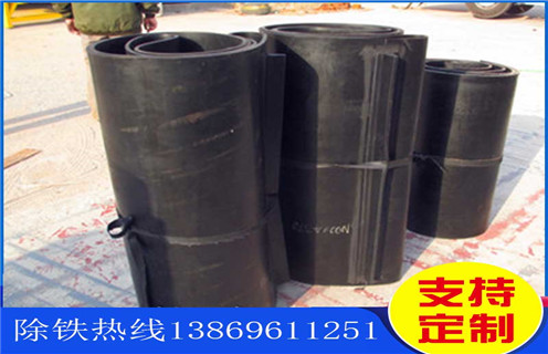 永磁除鐵器，皮帶除鐵器，永磁皮帶除鐵器安裝高度有什么標(biāo)準(zhǔn)嗎