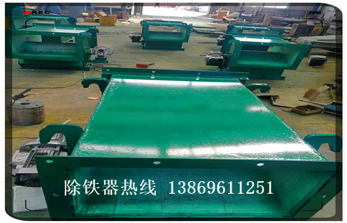 管道除鐵器，內蒙古格柵式管道除鐵器_內部構造結構圖_內蒙古格柵式管道除鐵器工作原理_安裝示意圖