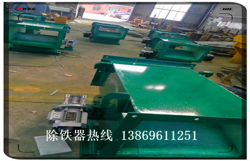 管道除鐵器，食品不銹鋼304管道除鐵器_內(nèi)部構(gòu)造結(jié)構(gòu)圖_遠(yuǎn)力食品不銹鋼304管道除鐵器 可定制工作原理_安裝示意圖