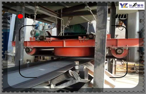 自卸式電磁除鐵器，新疆自冷自卸式電磁除鐵器_技術(shù)參數(shù)_新疆自冷自卸式電磁除鐵器工作原理_國家標準生產(chǎn)廠家 