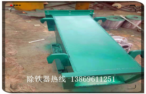 管道除鐵器，廣西管道除鐵器工作原理_RCYG液體不銹鋼廣西管道除鐵器工作原理_水泥造紙廠管道除鐵器圖片