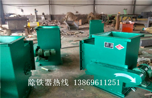 管道除鐵器，吉林液體管道除鐵器_吉林液體管道除鐵器廠家應(yīng)用安裝示意圖型12000高斯_可定制工作原理
